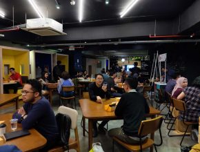 Coworking Space adalah