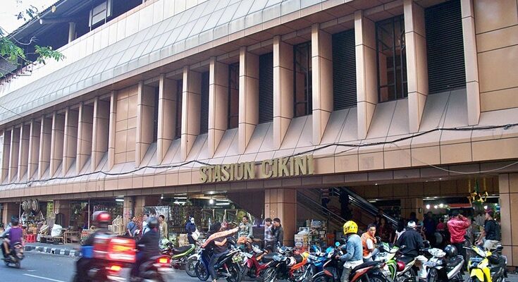 Rekomendasi Kantor Dekat Stasiun Cikini Jakarta (sumber:wikipedia)