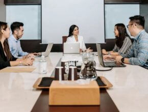 Fungsi Meeting Room