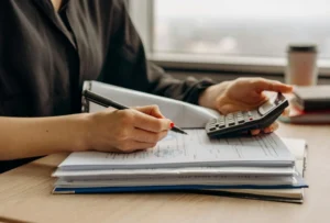 Dampak Ketidakstabilan Ekonomi pada Operasional Bisnis