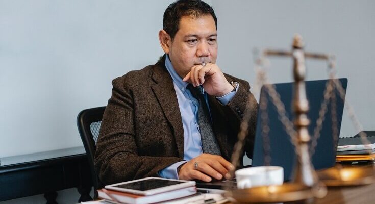 Apa Syarat Mendirikan Kantor Hukum di Indonesia?