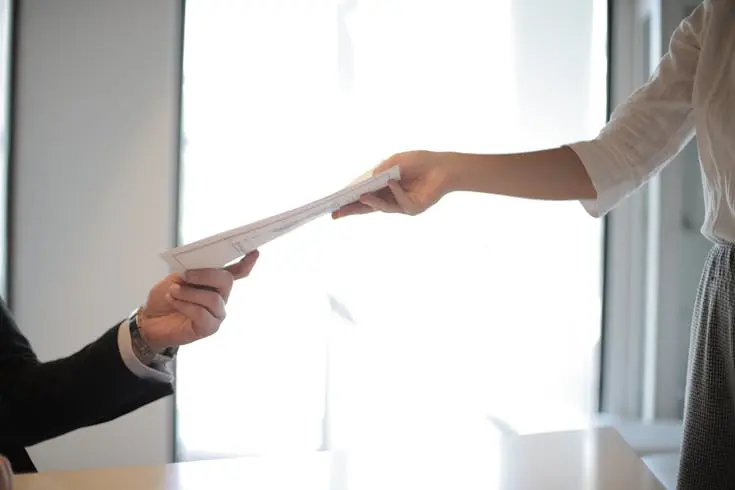 Modal Pendirian Firma di Indonesia: Karakteristik dan Pertimbangan Penting