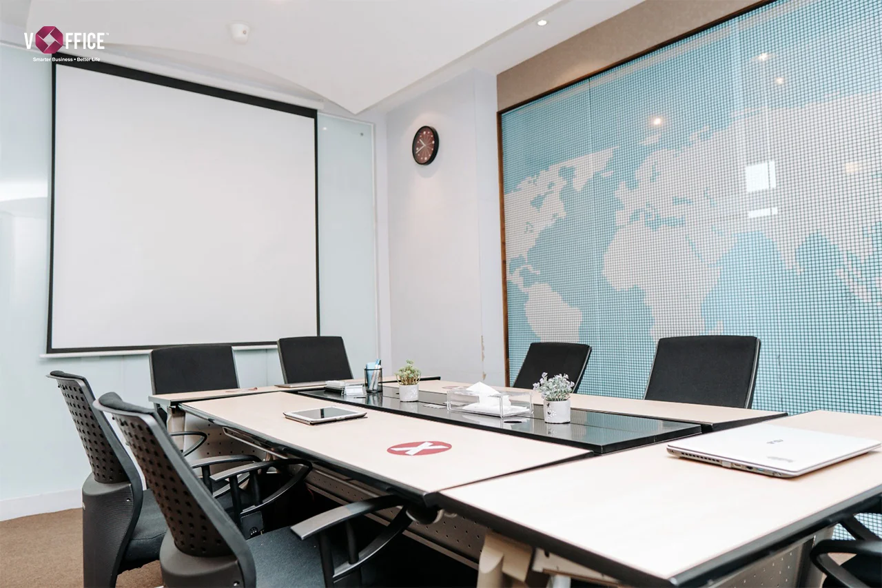 Meeting Room Big